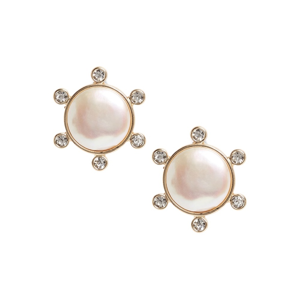 Banana Republic Freshwater drop Pearl Stud Earrings NWT academiacore